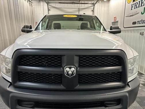 2017 RAM 2500 Tradesman Regular Cab 4x2 8' Box