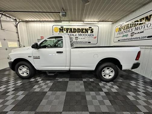 2017 RAM 2500 Tradesman Regular Cab 4x2 8' Box