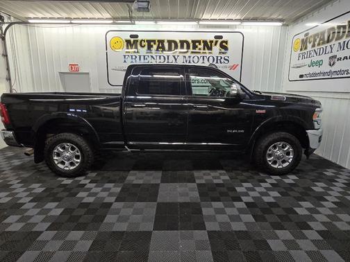 2022 RAM 2500 Laramie Crew Cab 4x4 6'4' Box