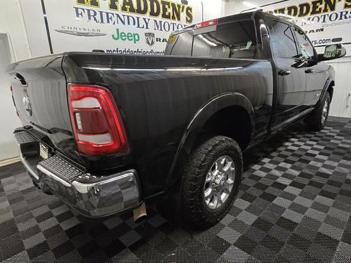 2022 RAM 2500 Laramie Crew Cab 4x4 6'4' Box