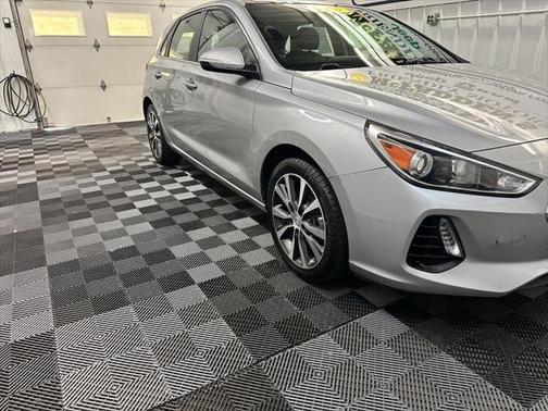 2020 Hyundai Elantra GT Base