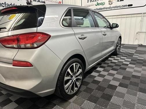 2020 Hyundai Elantra GT Base