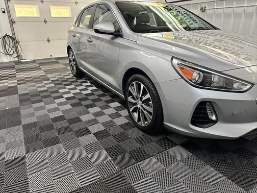 2020 Hyundai Elantra GT Base