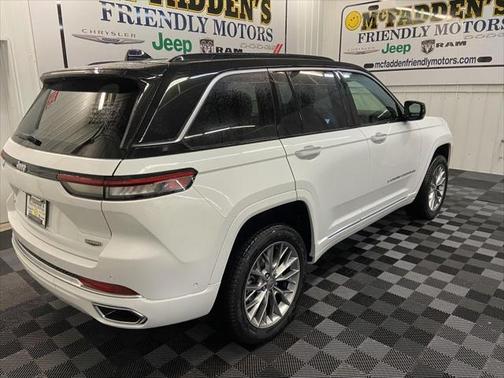 2025 Jeep Grand Cherokee Summit