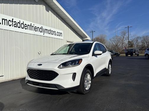 2020 Ford Escape SE
