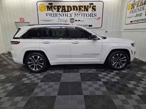 2022 Jeep Grand Cherokee Overland