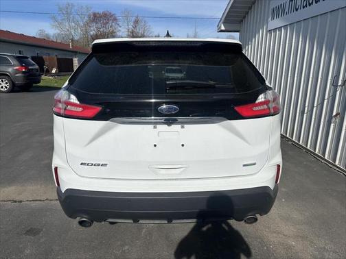 2020 Ford Edge SE