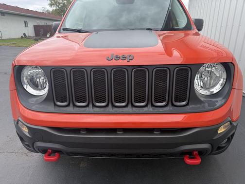 2017 Jeep Renegade Trailhawk