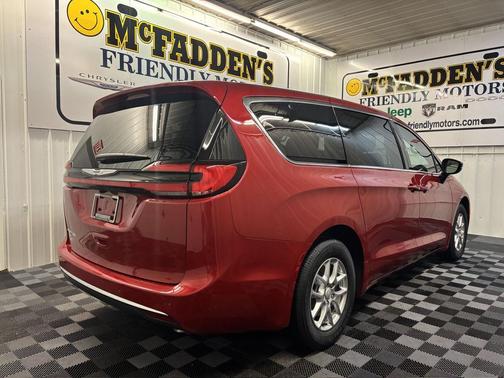 2026 Chrysler Pacifica L