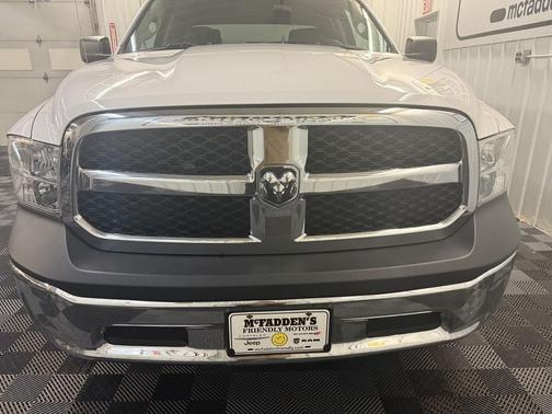 2017 RAM 1500 ST