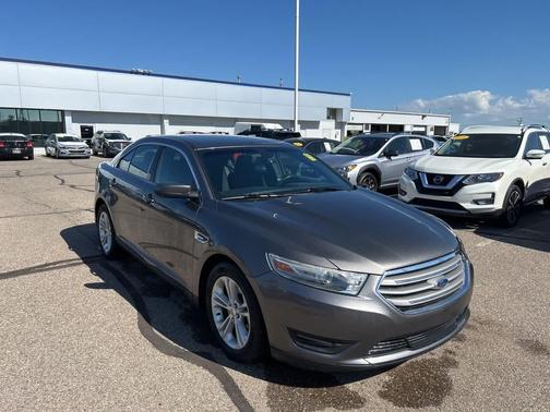 2013 Ford Taurus SEL