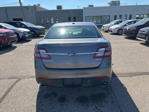2013 Ford Taurus SEL