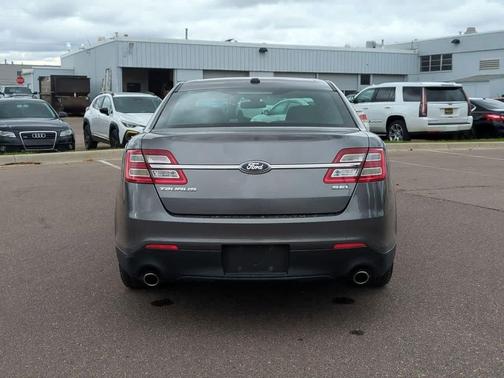 2013 Ford Taurus SEL