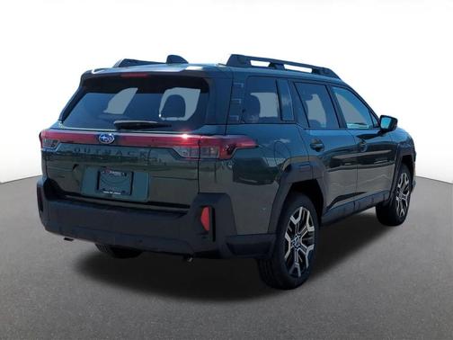 Deep Emerald Green Pearl 2026 Subaru Outback Touring XT