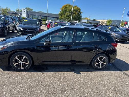 2023 Subaru Impreza Premium