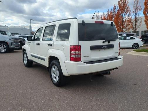2008 Jeep Liberty Sport