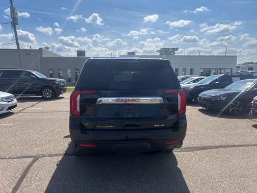 2021 GMC Yukon SLE