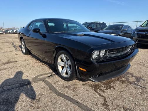 2014 Dodge Challenger SXT