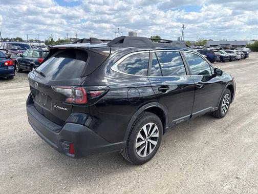 Crystal Black Silica 2020 Subaru Outback Base