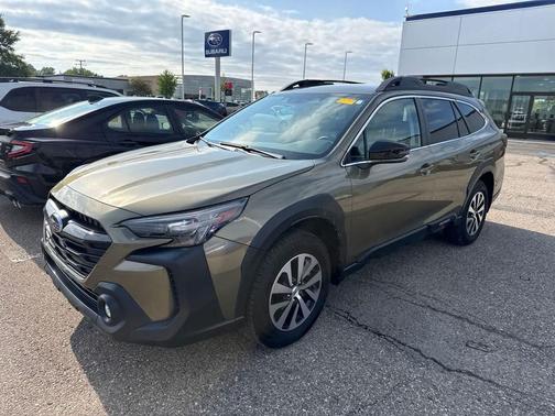 Autumn Green Metallic 2025 Subaru Outback Premium