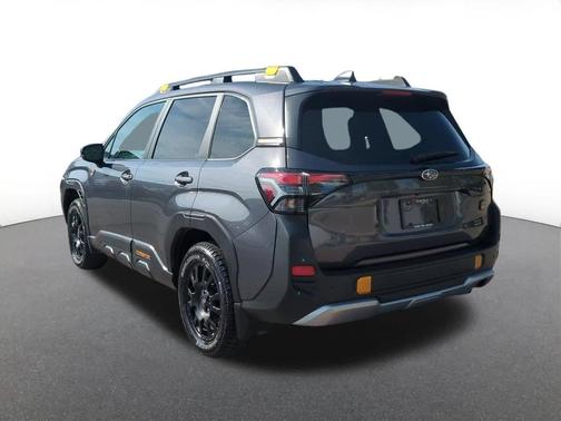 Magnetite Gray Metallic 2026 Subaru Forester Wilderness