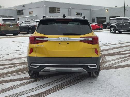 2022 Kia Seltos S