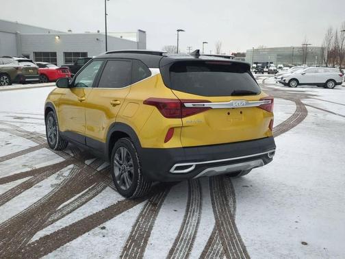 2022 Kia Seltos S