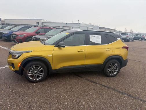 2022 Kia Seltos S