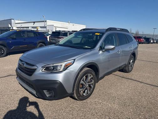 Ice Silver Metallic 2022 Subaru Outback Limited