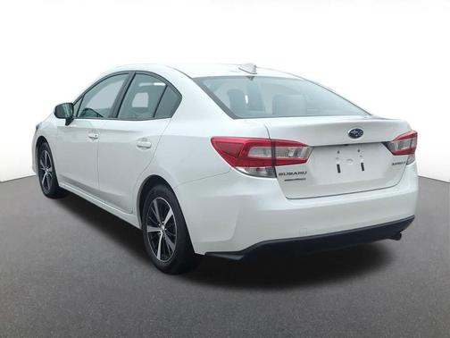Crystal White Pearl 2023 Subaru Impreza Premium