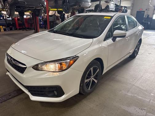 Crystal White Pearl 2023 Subaru Impreza Premium