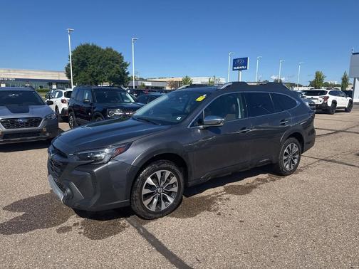 2023 Subaru Outback Touring