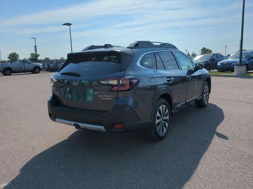2023 Subaru Outback Touring
