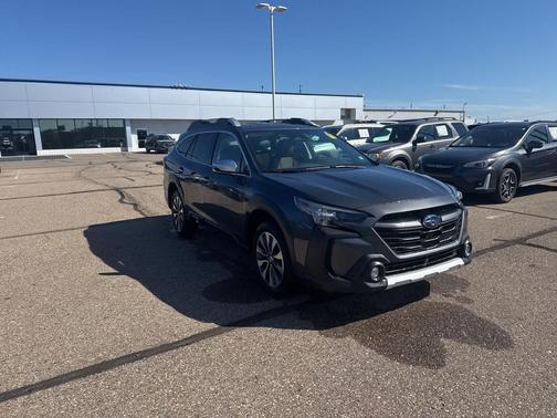 2023 Subaru Outback Touring