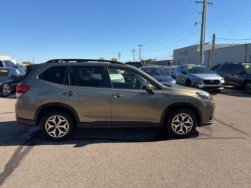 2023 Subaru Forester Premium