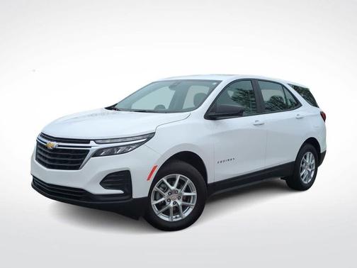 Summit White 2023 Chevrolet Equinox LS