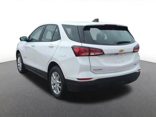 Summit White 2023 Chevrolet Equinox LS