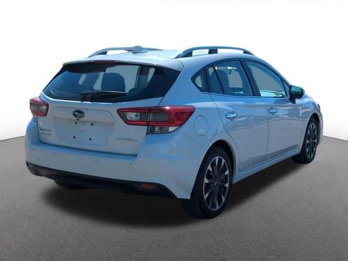 Crystal White Pearl 2023 Subaru Impreza Limited