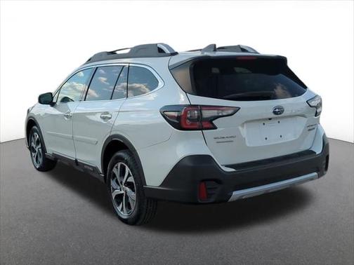 2022 Subaru Outback Touring