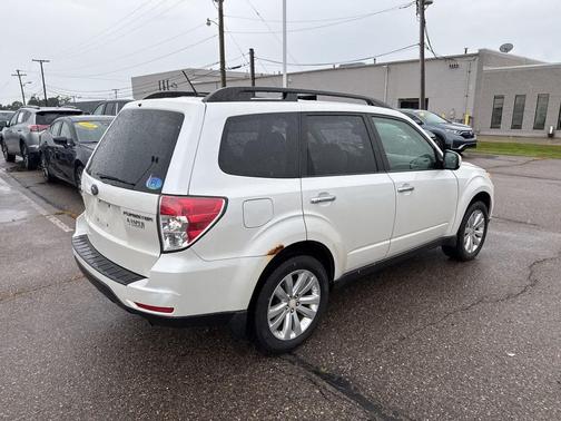 2011 Subaru Forester 2.5 X Premium