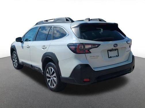 Crystal White Pearl 2024 Subaru Outback Premium