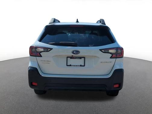 Crystal White Pearl 2024 Subaru Outback Premium