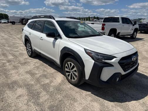 Crystal White Pearl 2024 Subaru Outback Premium