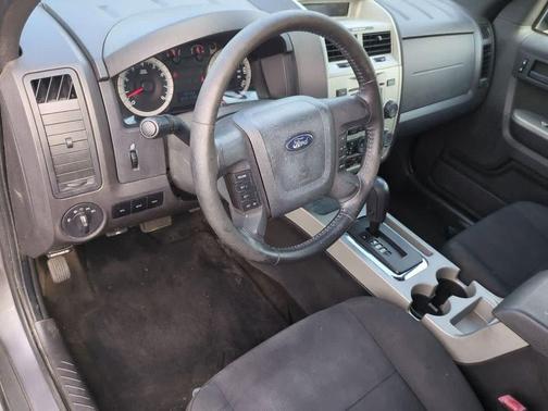 2009 Ford Escape XLT