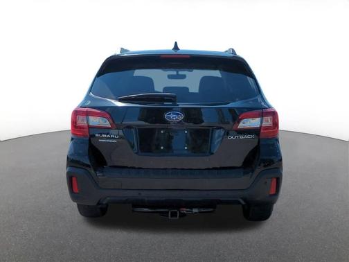 2018 Subaru Outback 2.5i Touring