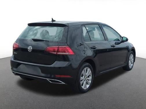 Platinum Gray Metallic 2021 Volkswagen Golf 1.4T TSI