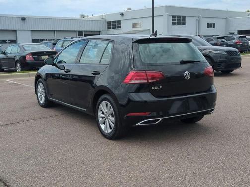 Platinum Gray Metallic 2021 Volkswagen Golf 1.4T TSI