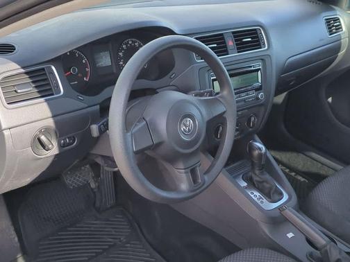 2014 Volkswagen Jetta Auto S