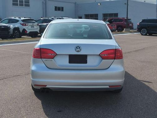 2014 Volkswagen Jetta Auto S