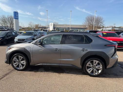 2025 Subaru Solterra Touring